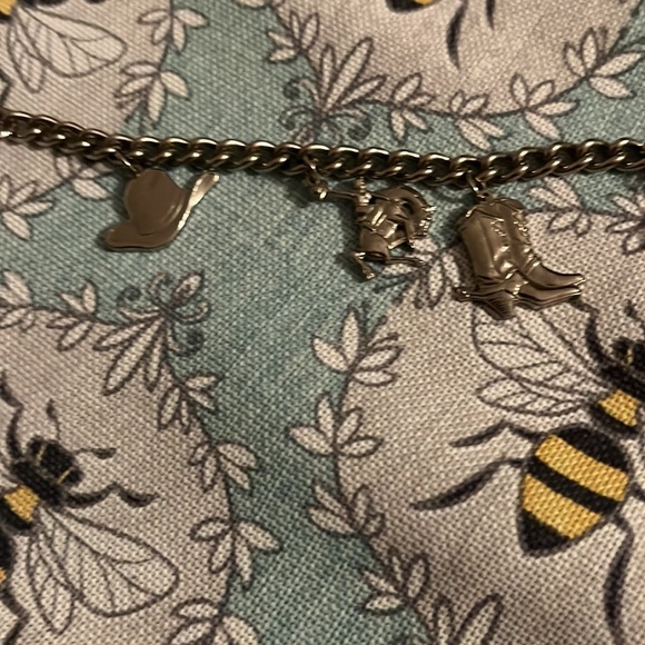 #82 cowgirl ๐ค bracelet. - Picture 3 of 4